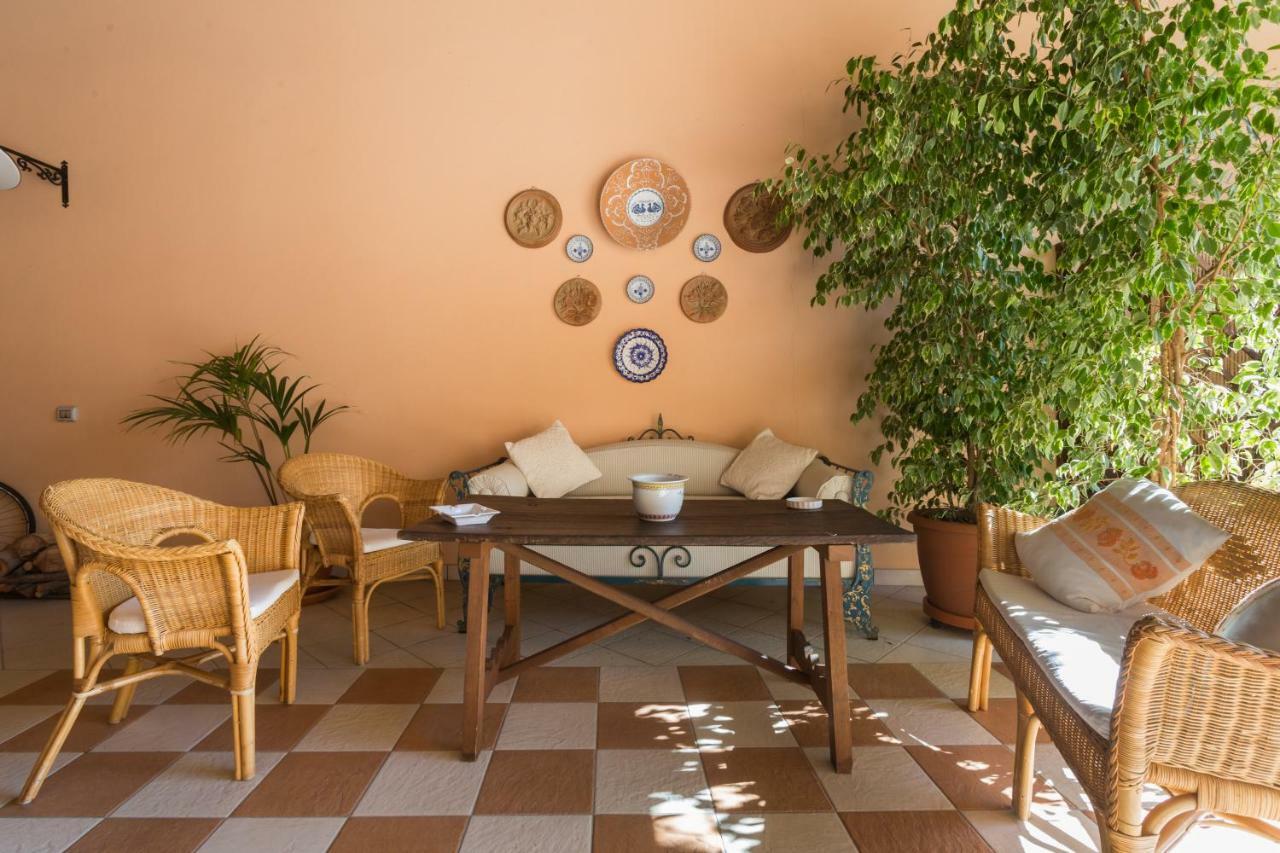 Casa Di Giulietta Villa Cabras Bagian luar foto